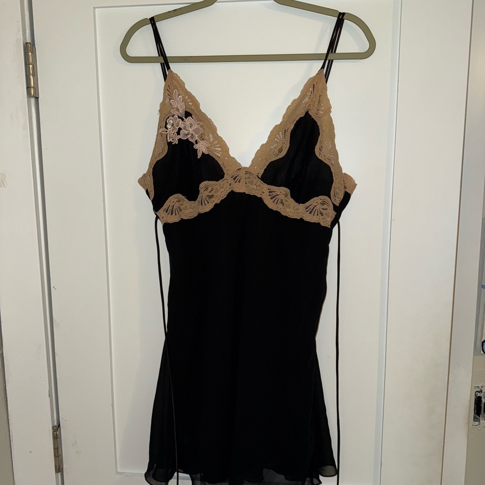 Linea Donatella Black Chemise with Tan Lace